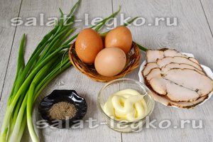 Ингредиенты для приготовления салата с яичными блинчиками