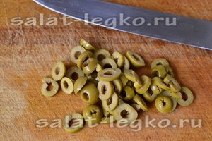 Салат оливки курица Салат оливки курица