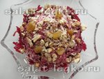 Слоеный салат со свеклой