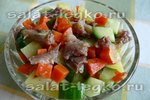 Салат с копченой скумбрией