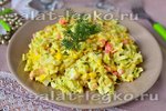 Салат из пекинской капусты с кукурузой и крабовыми палочками