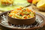 Витаминный салат из капусты, репы, яблок и моркови
