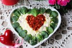 Яичный салат с куриными сердечками