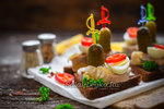 Канапе с селедкой на шпажках