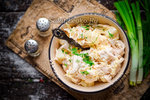 Салат с курицей, ананасами
