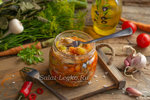 Салат на зиму с рыбой скумбрией и овощами