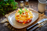 Салат "Коррида" с крабовыми палочками и помидорами