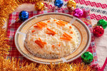 Салат "Часики" с курицей и черносливом