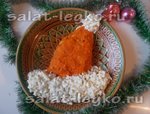 Вкусный новогодний салат "Шапка Деда Мороза"