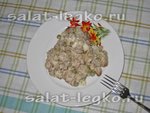 Рецепт салата с консервами и сухариками