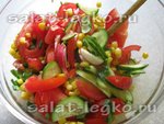 Рецепт салата с помидорами и огурцами