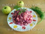 Салат «Свежесть» со свеклой и яблоком